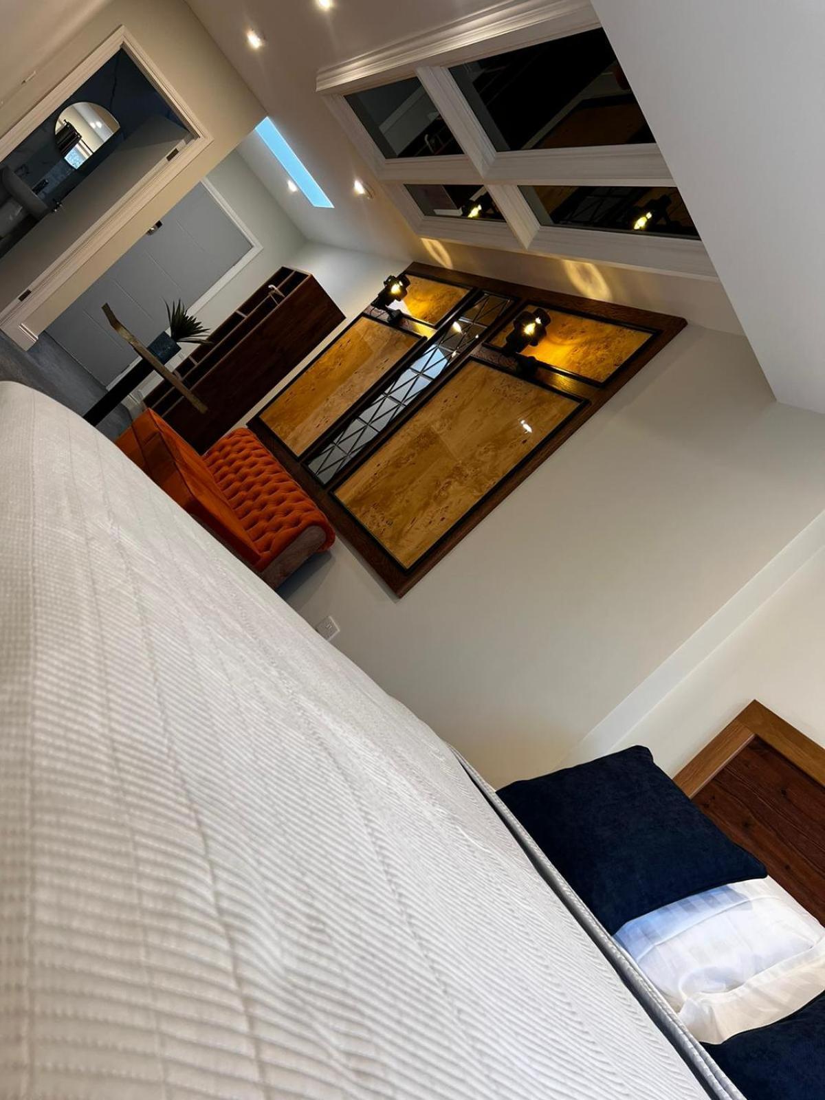 53 Luxury Accommodation Мейнут Номер фото